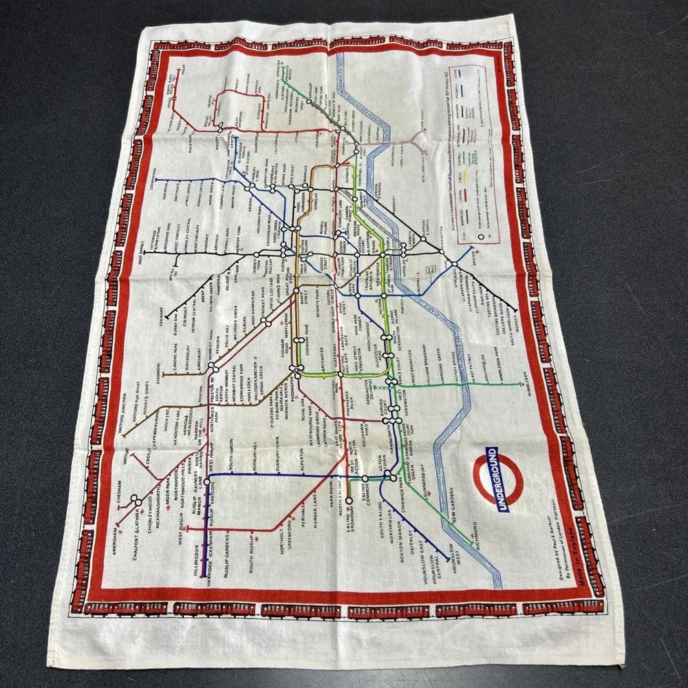 Vintage Historical Map of London Linen Tea Towel in Fabulous Condition